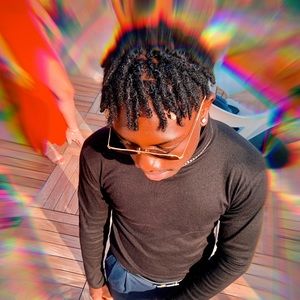 Meet your Posher, Chrysanthus